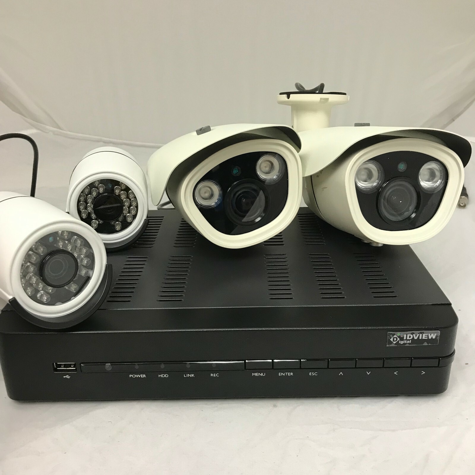 4k Analog 1*4ch Dvr, 2*4mp Cameras, 2*8mp Cameras
