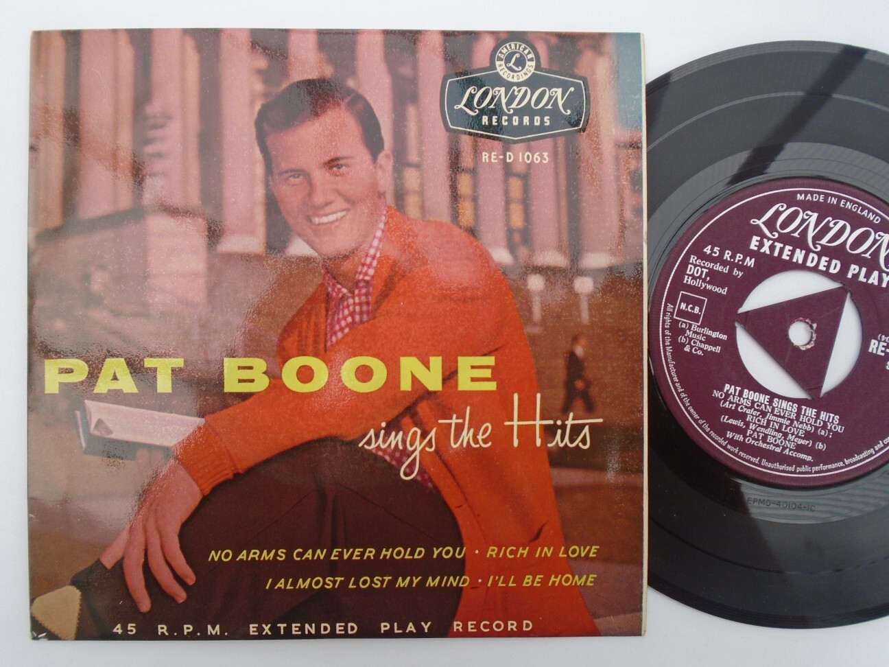 Pat Boone Sings The Hits EP London RED1063 EX/EX 1958 picture sleeve, Sings The