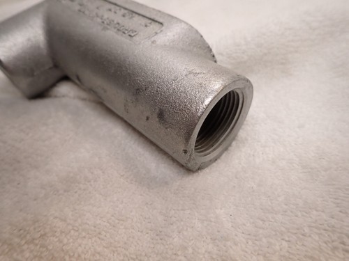SET OF 2! CROUSE-HINDS 1" FORM 7 CONDUIT OUTLET BODY LB37 YOU GET TWO! - Picture 4 of 4