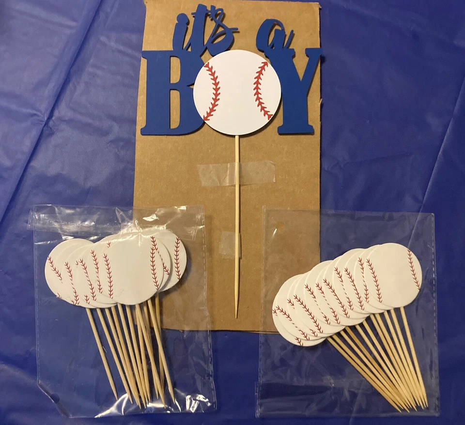 Tema de béisbol It’s A Boy Cake Topper y 22 Cupcake Toppers Foto 3 de 4