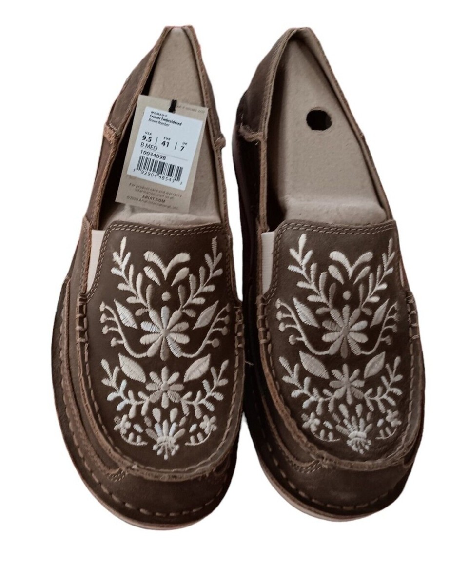 ARIAT Women Floral Cruiser Shoes lofers 9.5 Moc Toe slip on  display picture 3