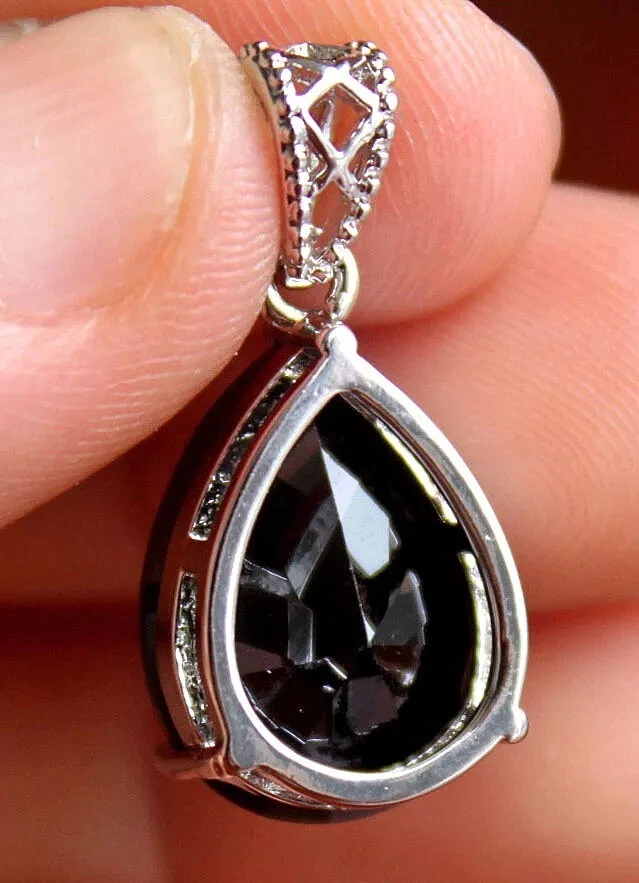 Bonito Nuevo Collar Colgante Lágrima Negra Lleno Oro Blanco 18K Grande 16mm Foto 2 de 3