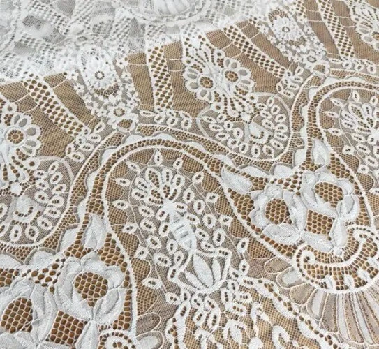 OFF WHITE Abito tessuto pizzo morbido filato pressione nuovo stile bianco sporco geometrico decorazione fiori