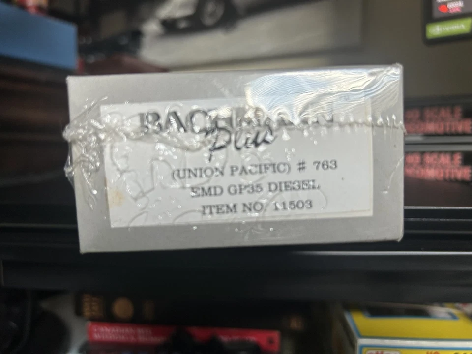 Bachmann Plus UNION PACIFIC #763 EMD GP35 DIESEL Item 11503 - NEW IN BOX - Image 2 of 4