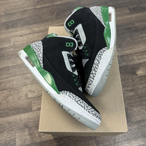 Size 9 - Jordan 3 Retro Mid Pine Green (USED, no box)