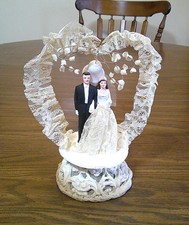 1940er Vintage Hochzeitstorte Topper Braut & Bräutigam Spitze Herz Sockel plus mehr