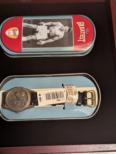 Muhammad Ali Collectors Watch Set , Original BOX , AUTOGRAPH, CERT OF AUTH,ETC - Picture 19 of 24