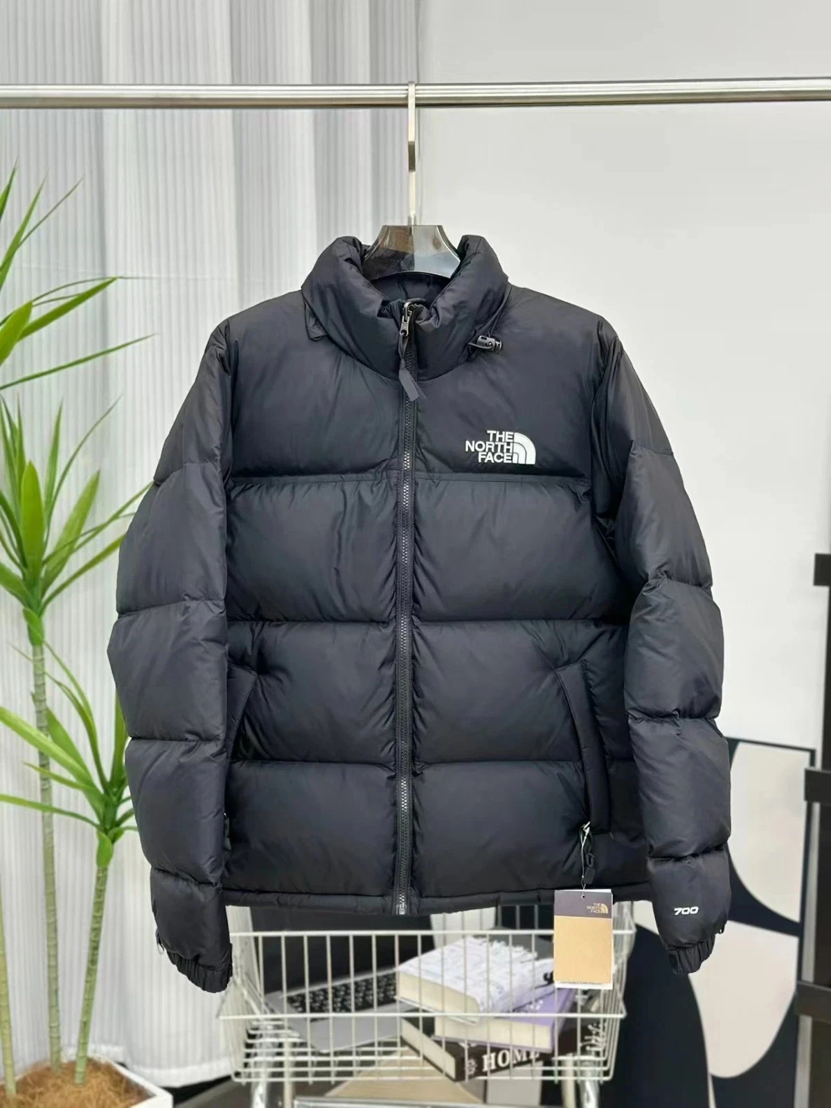 US SIZE North Face 1996 Men's black vintage down jacket - product detail image 3