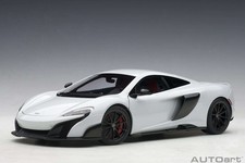 AUTOart 2016 Mclaren 675LT Coupe Mclaren Silica White 1:18 76046