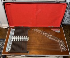 Vintage Rhythm Band PortAharp 15-Chord Attache Case Autoharp Port A Harp
