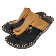 DONALD J PLINER Sandals VACHETTA Womens Size 6 Beige Leather Thong Wedge Preppy
