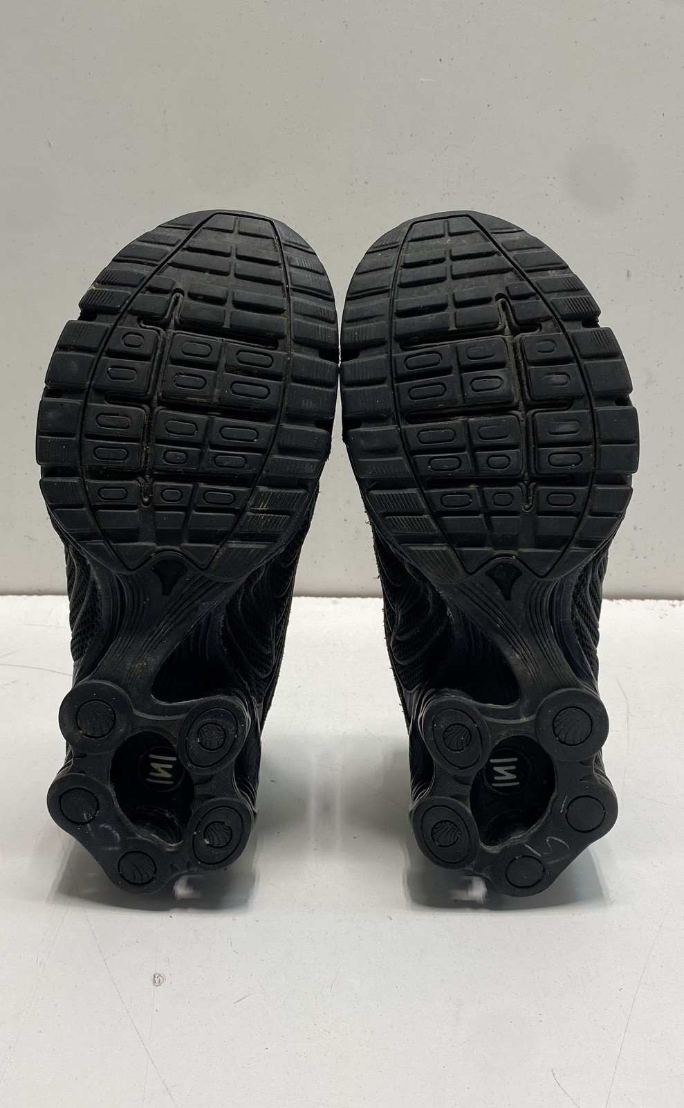 Nike Shox R4 Triple Black Women's Running Shoes Size 8.5 | eBay