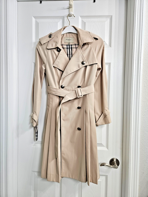 Burberry London Pleated Trench Coat Women's L Runs Small Beige
