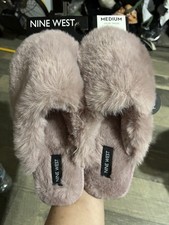 Nine West slippers 7/8 Faux Fur Sherpa Women fuzzy slippers Mauve