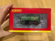 Hornby 00 gauge truck. R60308 Wensleydale Brewery - 'Gamekeeper' Tanker