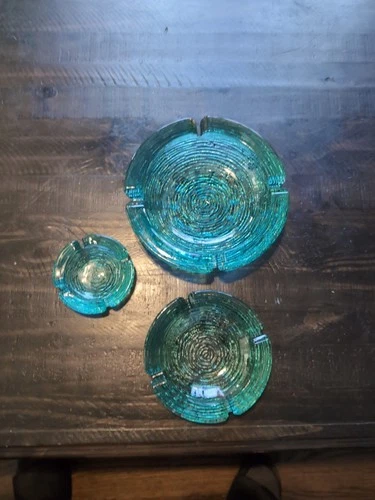 VTG Anchor Hocking Soreno Teal Nesting Ashtray Set (3‑Piece) MCM 8¾″ 6¼″ 4″