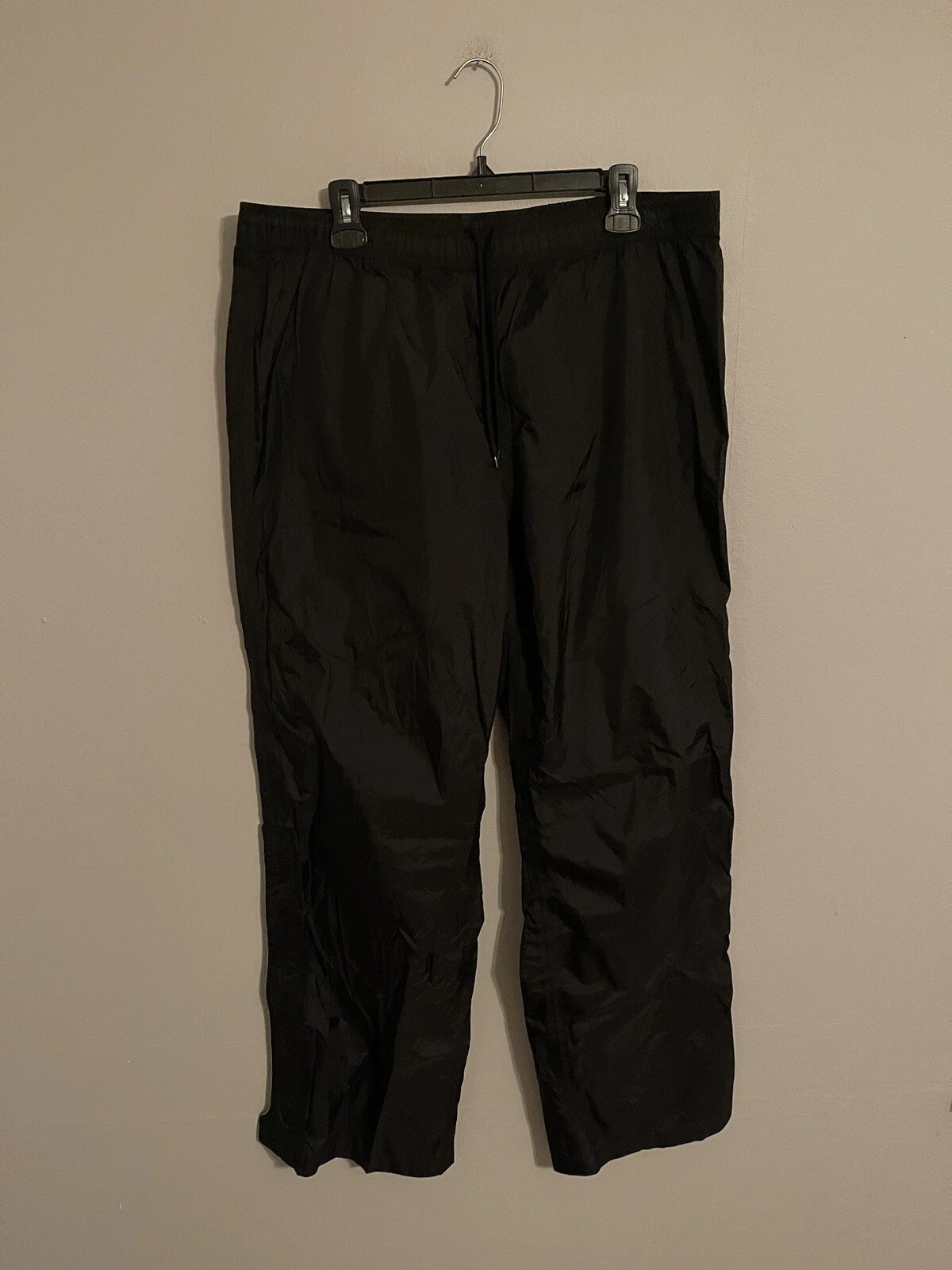 Eddie Bauer Weatheredge Lightweight Nylon Black Rain Pants - Men's Large
Opens in a new window or ta