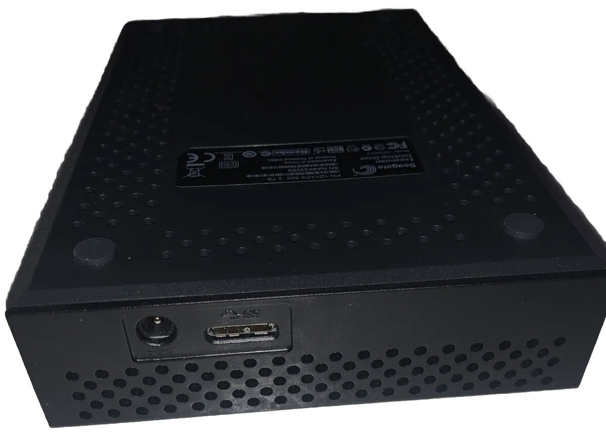 Seagate Expansion Desktop Hard Drive SRD00F2 3TB w/AC Seagate Expansion Desktop Hard Drive SRD00F2 3TB w/AC