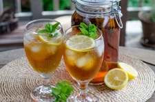 Really Raspberry Ice tea bags. 12 Biodegradable Half gallon tea bags