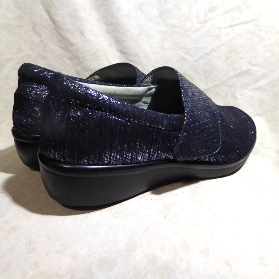 🥿 Alegria PG Lite Comfort Clogs sz 7.5 M (38) Deep Blue Sparkle Leather - Image 4 of 4
