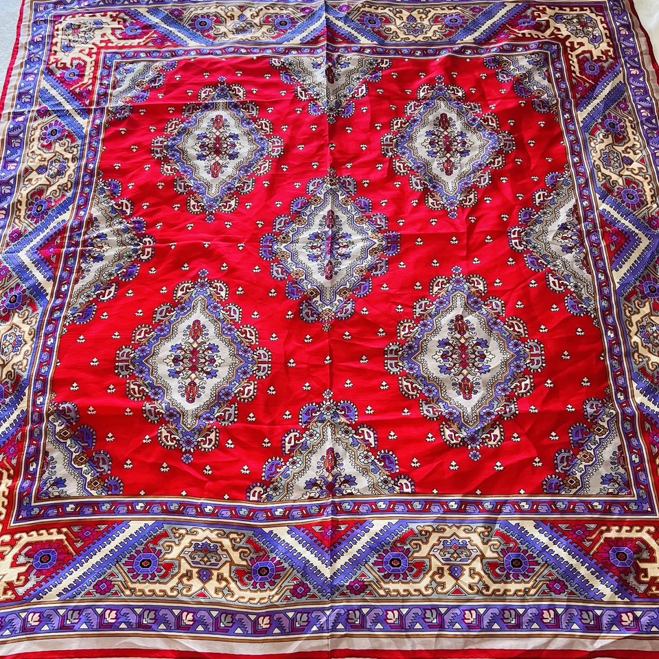 "Bufanda de seda vintage Oscar de la Renta 35""x35"" - Hecha en Japón" Foto 3 de 4