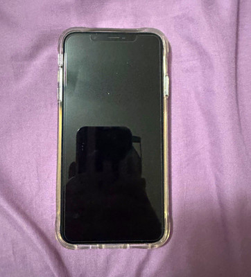 Apple iPhone XS Max 16GB Silver 12MP Camera Bar Style Smartphone