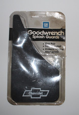 Nos Gm Vintage Chevrolet Chevy Bowtie Splash Guards Mud Flaps 997676 In Package