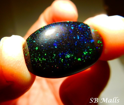 18,7 Kt. AUSTRALISCHE SOLIDE FEE BOULDERMATRIX BREITER BLITZ OPAL CABOCHON SET 24 - Bild 4 von 5