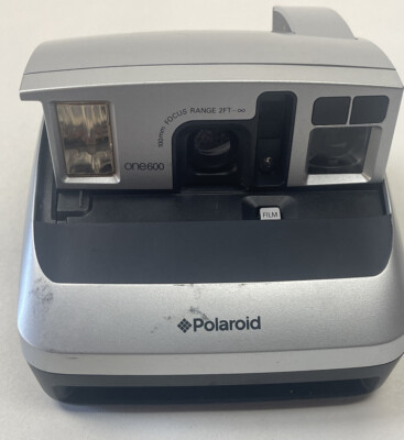 Vintage Polaroid One 600 Instant Film Camera Silver 100mm Focus