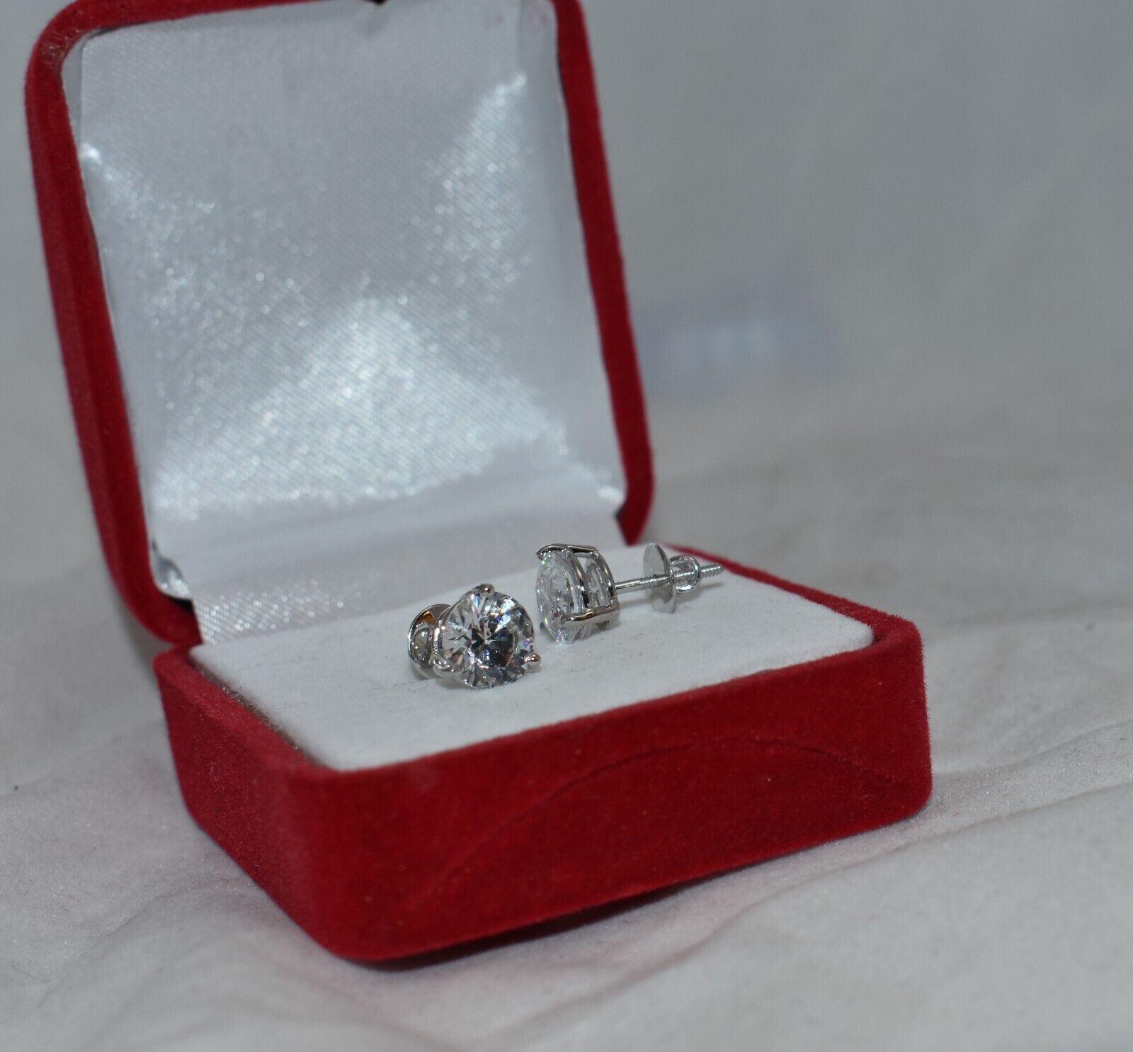 Fein 950 Platinum 3 Zinken Nieten Diamant Ohrringe Igi GIA Lab Grown Rund 1  | eBay
