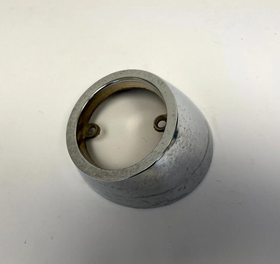 1961 - 1962 道奇 Lancer 停车灯镜头镀铬边框 NOS 2188277 — 第 3/4 张图片