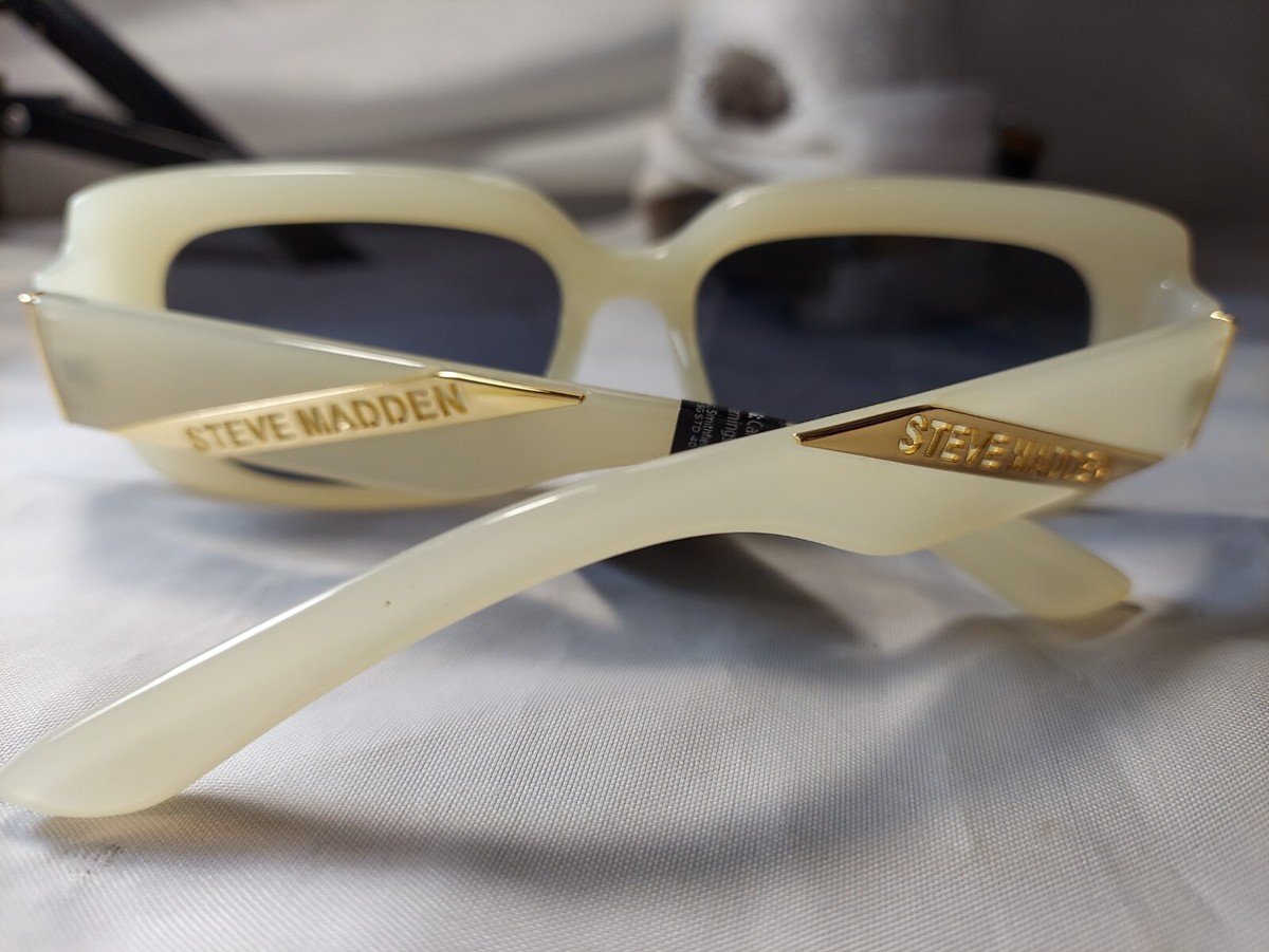 NWT Steve Madden Sunglasses Wide Off White and Gold | eBay display picture 2