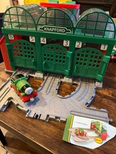 Thomas the Train: Take-n-Play Knapford Station