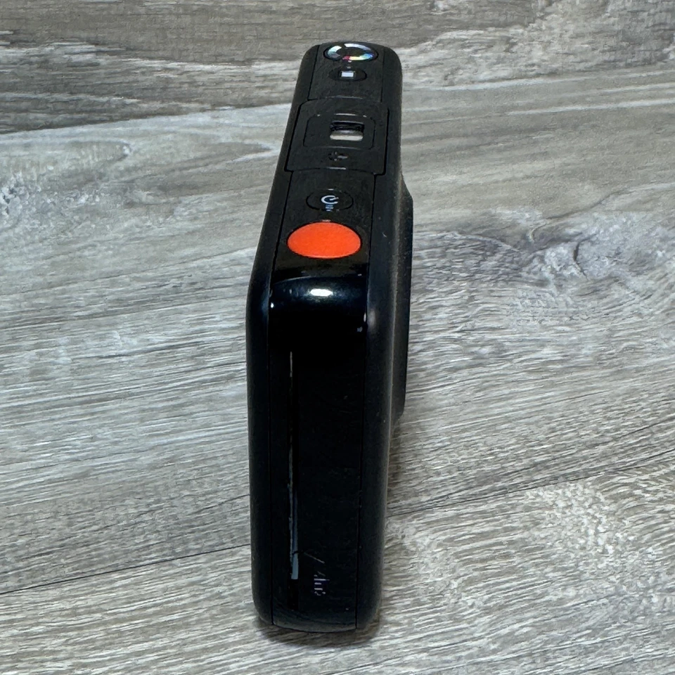 Polaroid Snap Instant Digital Camera Printer Black Model POLSP01 MicroSD f2.8 - Image 3 of 4