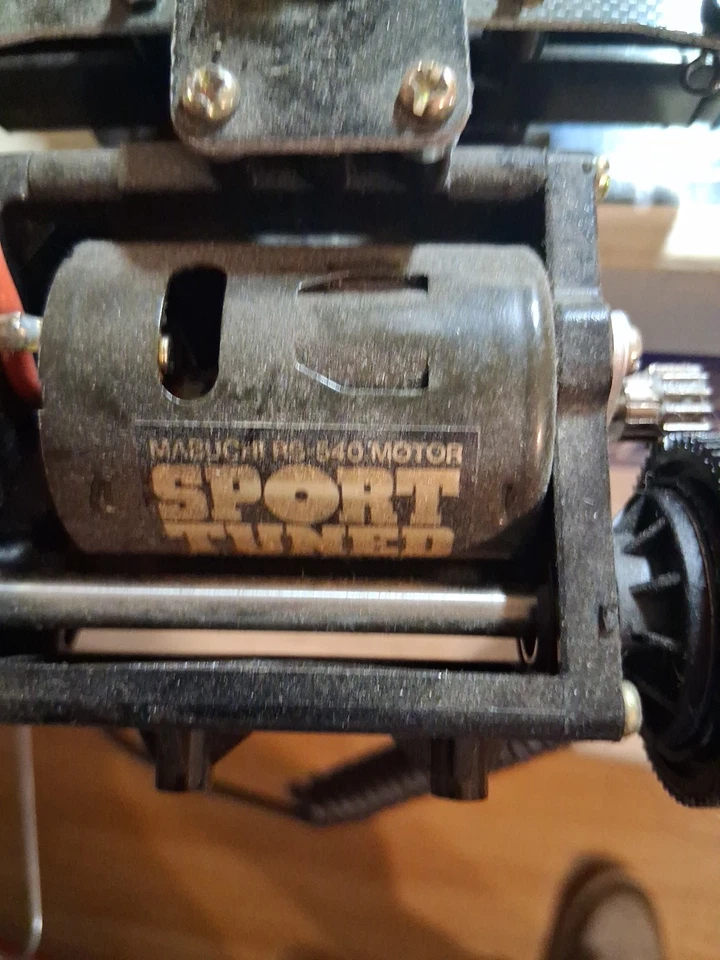 Tamiya 1/10 RC Tyrrell P34 Six Wheeler F1 Racing Car Kit Desmontado Japón Foto 4 de 4