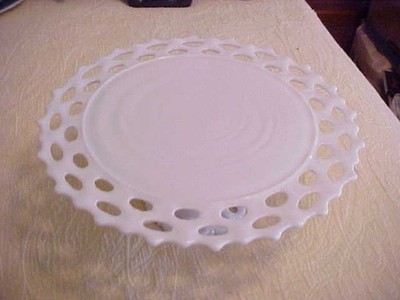 VTG Westmoreland Doric Lace Milk Glass Cake Stand