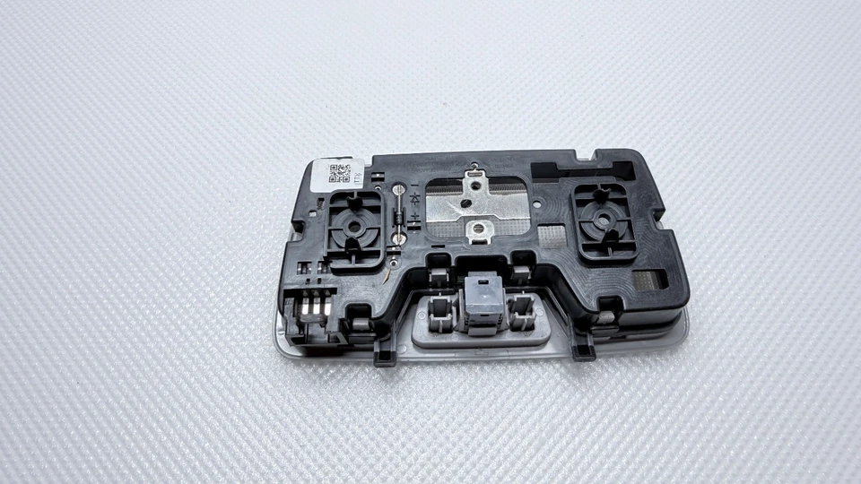 HYUNDAI SONATA 2015 2016-2019 TECHO TECHO TRASERO DOMO LUZ LÁMPARA DE LECTURA OEM Foto 3 de 4