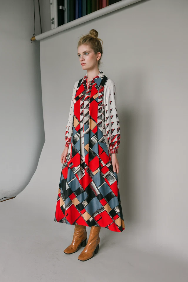 Vestido midi geométrico vintage Christian Dior cremallera frontal años 70 talla S raro Foto 3 de 4