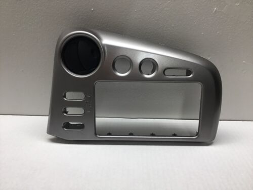 2003-2008 TOYOTA MATRIX & PONTIAC VIBE DASH RADIO BEZEL TRIM - SILVER