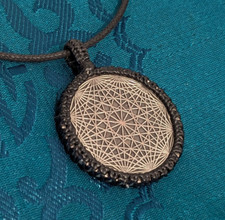 Sehr schönes cosmisches Energie Mandala  AMULETT - Metatron Anhänger aus Nepal