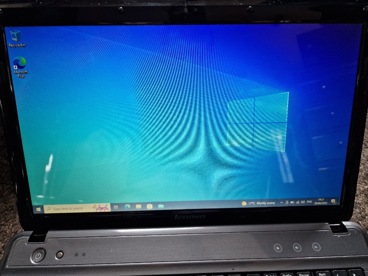 LENOVO G550 Celeron/メモリ4GB/HDD320GB Lenovo G550 Intel Celeron 4GB HDD 320GB Windows10（Lenovo