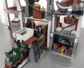 LEGO 7036 Dwarves Mine Fantasy Era Castle Troll Minifigures