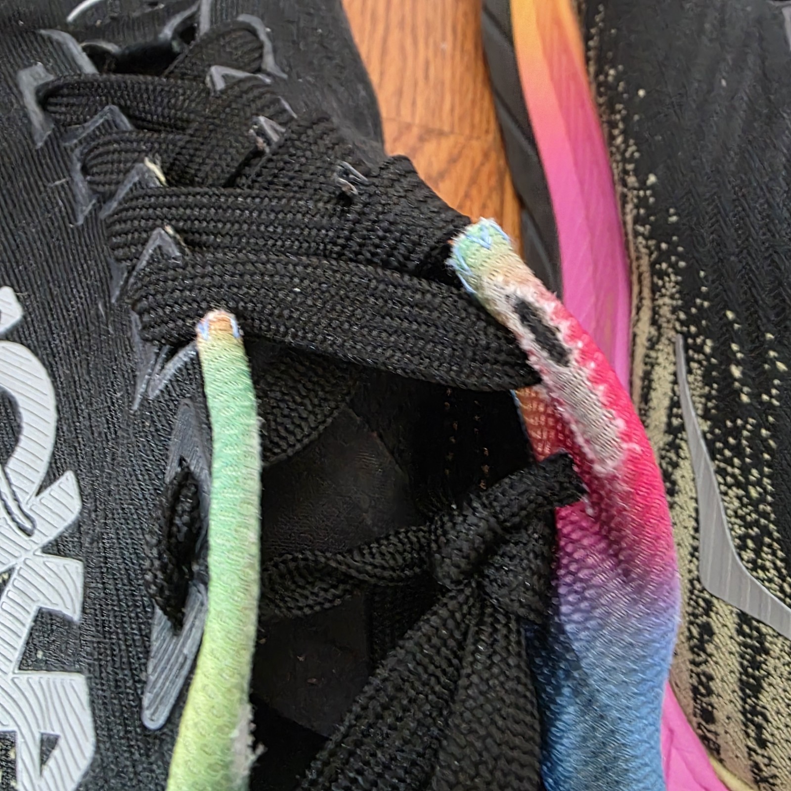 Hoka One One Mach 5 Black Rainbow Mens 11 Running Shoes Sneakers/See All Photos thumbnail 5