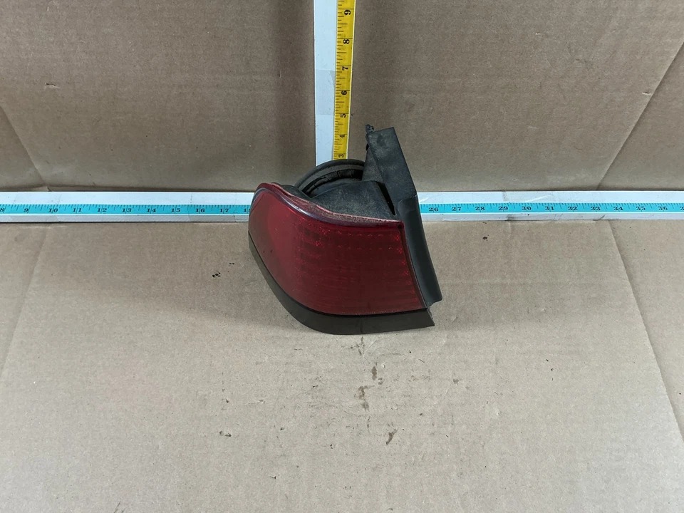 1989-1991 Ford Thunderbird Left Driver Side Quarter Panel Mounted Tail Light - Image 4 of 4