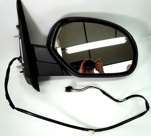 '07-'14 CHEVROLET SILVERADO 1500 Right passenger Door Mirror Power OEM GM900