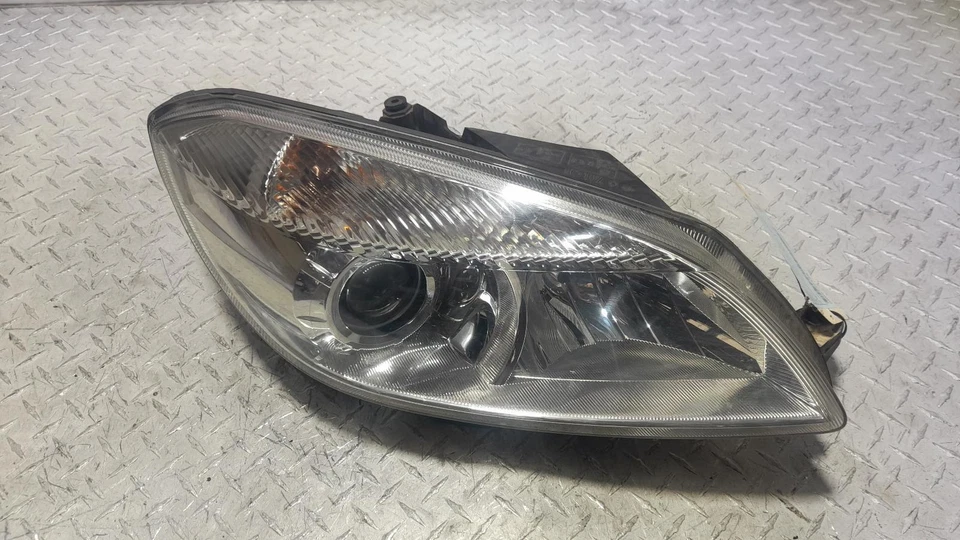 SKODA FABIA RIGHT HEADLAMP 5JF, 77TSI AMBITION, W/ CHROME INSERT, 08/11-07/15 - image 2 of 4