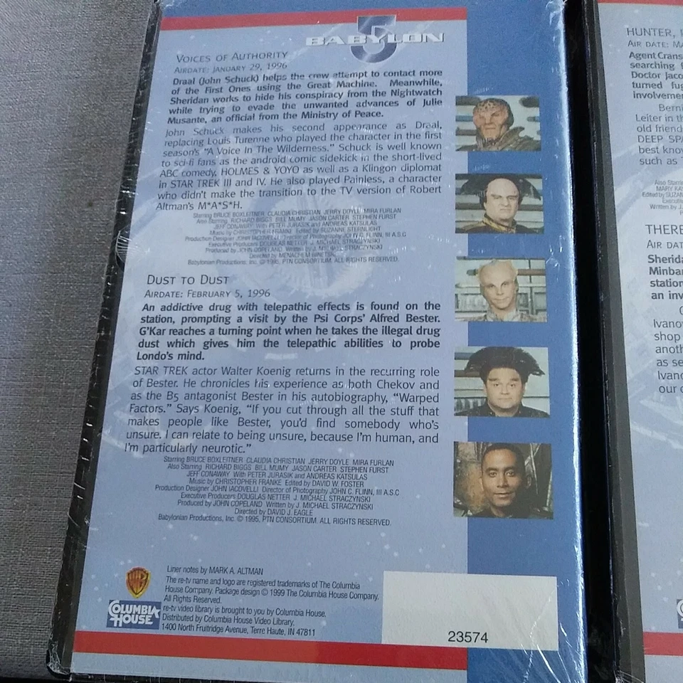 Babylon 5 The Collectors Edition VHS lot of 2 & Space 1999 lot of 2 all Sealed Foto 3 de 4