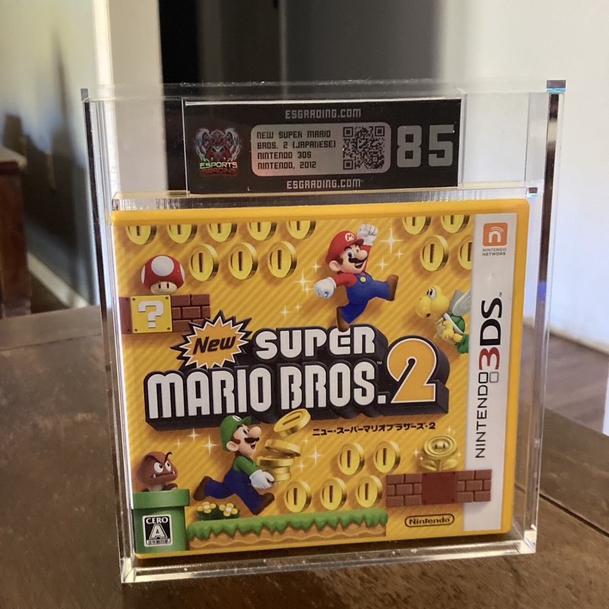 New Super Mario Bros 2 Japanese version Nintendo 3DS Japan Graded