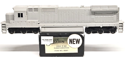 HO Bachmann Spectrum 85001 Dash 8 40C Undecorated Diesel (Sealed Parts Bag) New?
