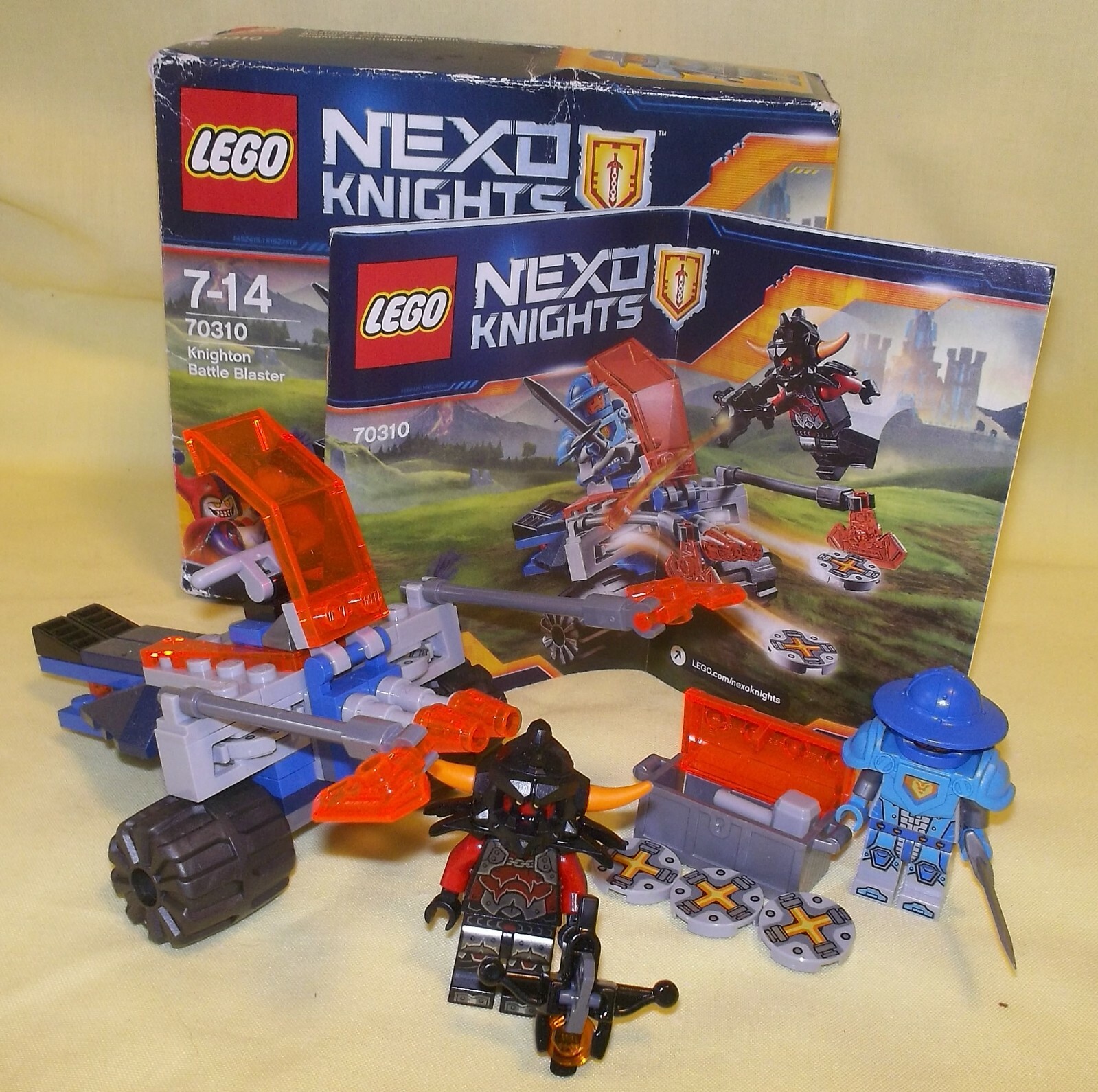 LEGO NEXO KNIGHTS KNIGHTON BATTLE BLASTER 70310